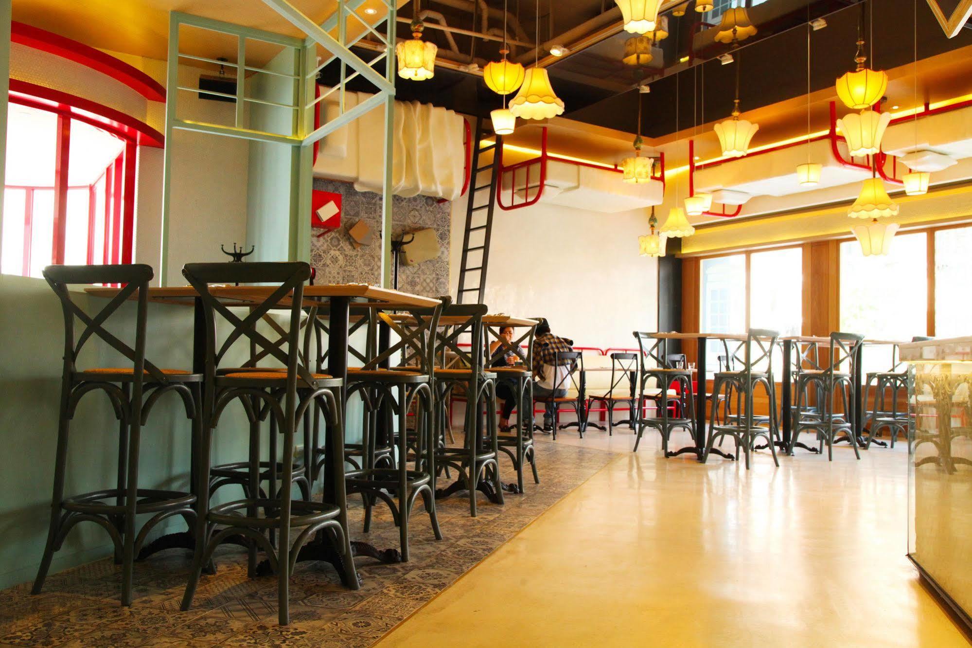 Hotel 7 Taichung Exterior foto